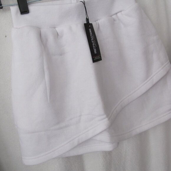 NWT - PrettyLittleThing Wrap Over Sweat Mini Skirt - Picture 3 of 13